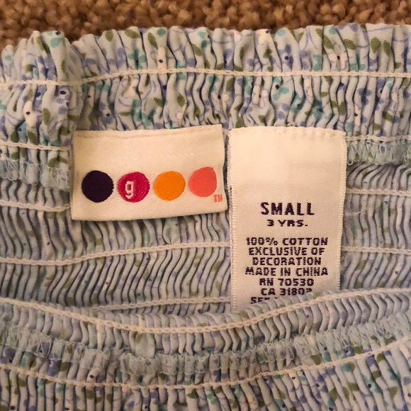 Spring/Summer Top - Picture 2 of 3